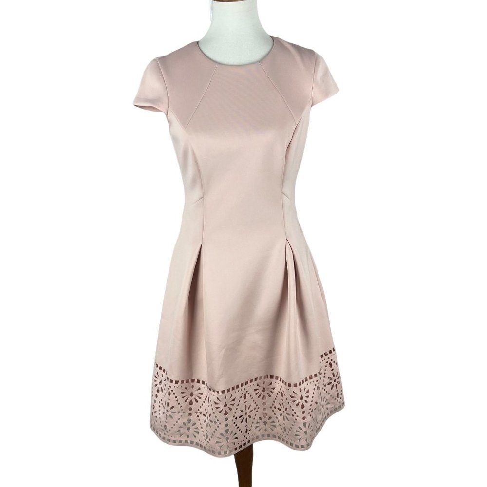 Vince Camuto Pink cut out career dress Pockets Womens size 6